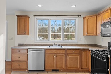 70 Chief Justice Cushing Hwy unit 1, Hingham, MA 02043 - photo 6