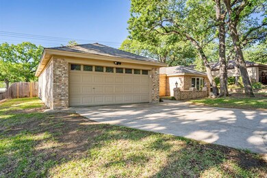 1704 Post Oak Dr, Bedford, TX 76021 - photo 2