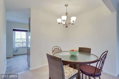 3056 Hickory Grove Ct, Fairfax, VA 22031 - photo 6