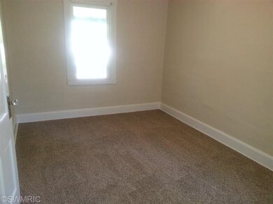 1301 N 8th St, Niles, MI 49120 - photo 3