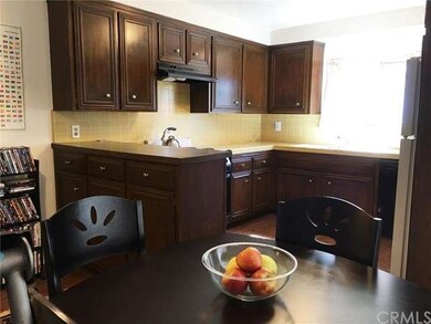 SPACIOUS KITCHEN OPENS TO THE DINING AREA