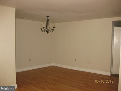 512 S Charles St, Baltimore, MD 21201 - photo 4
