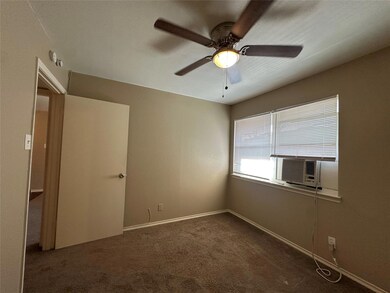 2206 W Hickory St unit 12, Denton, TX 76201 - photo 3