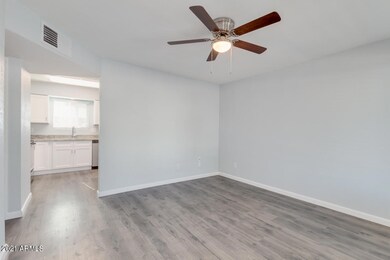 3129 E Diamond Ave, Mesa, AZ 85204 - photo 4