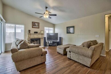 Living_Room_4