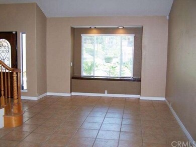 Living Room w Ceramic Tile Flooring