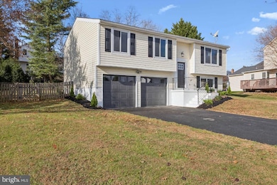 4362 Cub Run Rd, Chantilly, VA 20151 - photo 2