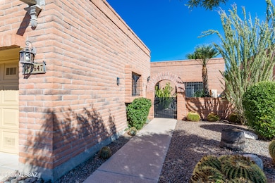 Walkway to Courtyard