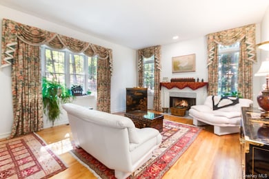 17 Brundige Dr, Goldens Bridge, NY 10526 - photo 3