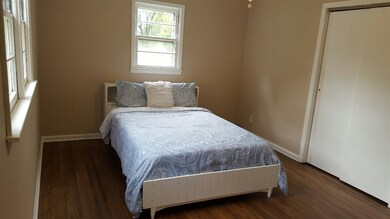 ALL BEDROOMS ARE ROOMY!