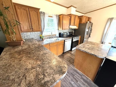 69 Railroad St, Clarendon, PA 16313 - photo 6