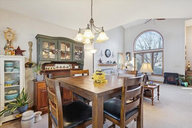 109 Galleon Run Dr SE, Poplar Grove, IL 61065 - photo 7