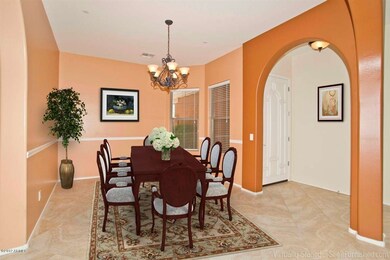 Dining - Staged