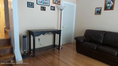 31 Theater Ln, Staten Island, NY 10304 - photo 7