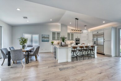 Casual Dining ~ Kitchen 2