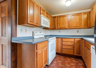 9BurnhamRd-Gorham-07