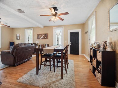 343 W 4th St, Auburn, IN 46706 - photo 5