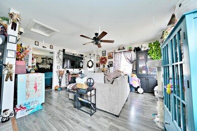 11 A - Livingroom