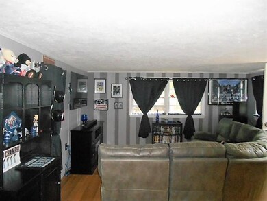 40 Patton St, Rochester, NH 03867 - photo 6