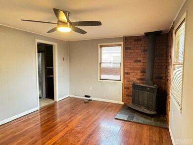 19 Roosevelt Ave, South Amboy, NJ 08879 - photo 6