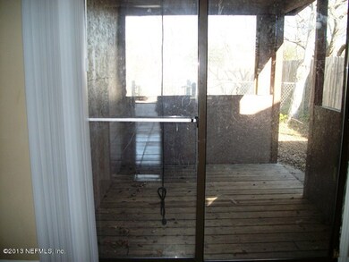 7615 Melissa Ct N, Jacksonville, FL 32210 - photo 4