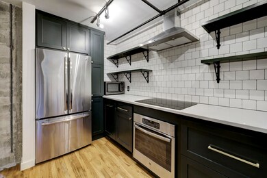 A beautiful and functional kitchen with tons of ca