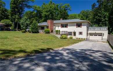 31 Maplecrest Dr, Greenville, RI 02828 - photo 6