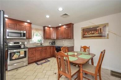 4408 Sunset Dr, Coopersburg, PA 18036 - photo 6