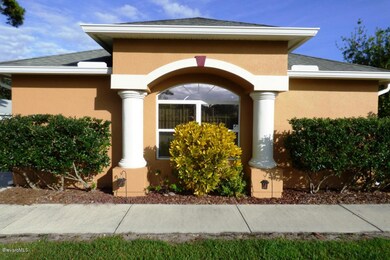 Decorative Columns & Large Windows