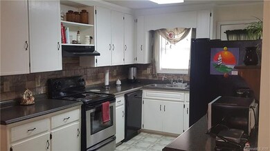 Spacious Kitchen