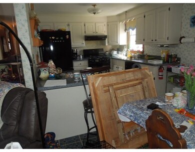 762 Varnum Ave, Lowell, MA 01854 - photo 5