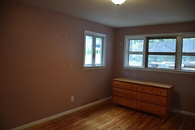 6 Birchwood Dr, Nashua, NH 03064 - photo 2