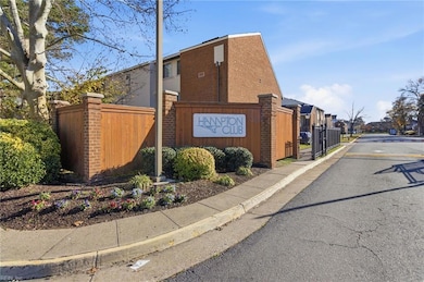125 Hampton Club Dr unit 6, Hampton, VA 23666 - photo 7
