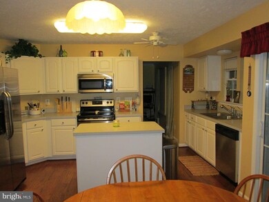 321 Ponfield Rd W, Forest Hill, MD 21050 - photo 2