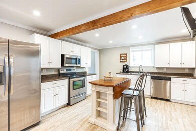 83 Wood St, Keene, NH 03431 - photo 4