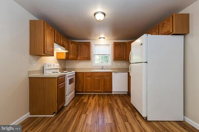 10706 Elk Dr, Fredericksburg, VA 22407 - photo 6