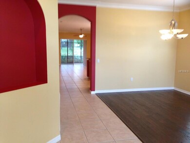 Formal Dining / Entrance