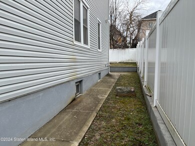 69 Dehart Ave, Staten Island, NY 10303 - photo 7