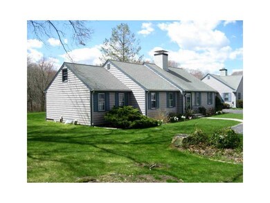 18 Hamilton Gate Ct unit 18, North Kingstown, RI 02852 - photo 2