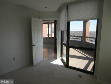 St. James Condominiums unit 1206, Baltimore, MD 21218 - photo 4