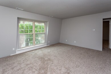 1110 E 6th St 9-8