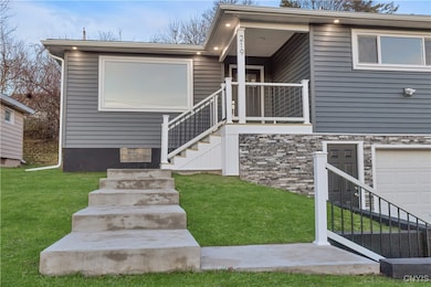 219 Barrington Rd, Syracuse, NY 13214 - photo 2