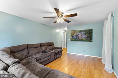 24 Potomac Ave, Shenandoah Junction, WV 25442 - photo 7