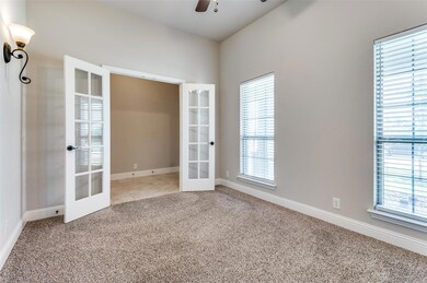 609 W North Creek Dr, Sherman, TX 75092 - photo 6