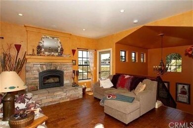 Architectural detail in ceilings, stone surround o