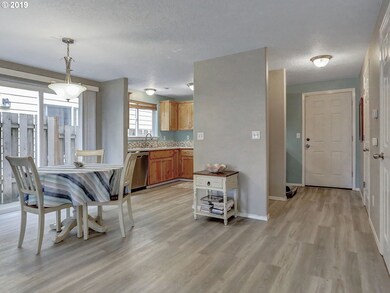 2108 E 3rd St, Newberg, OR 97132 - photo 4