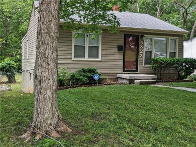 6822 Askew Ave, Kansas City, MO 64132 - photo 2