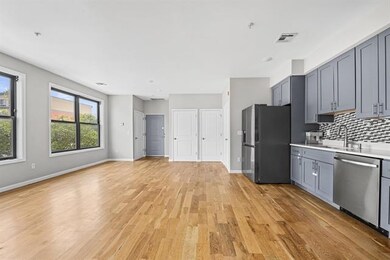 295 Broadway unit 4, Bayonne, NJ 07002 - photo 4