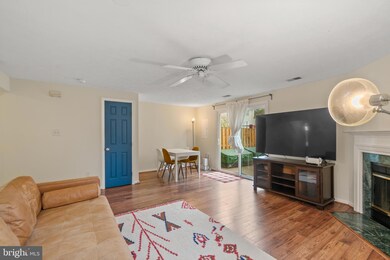 13928 Winding Ridge Ln, Centreville, VA 20121 - photo 5