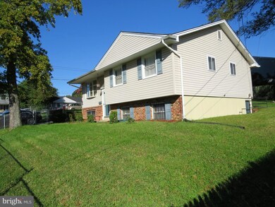 111 W Mill Ave, Capitol Heights, MD 20743 - photo 3